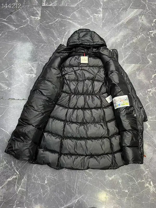Moncler sz1-4 26yr313 (2)